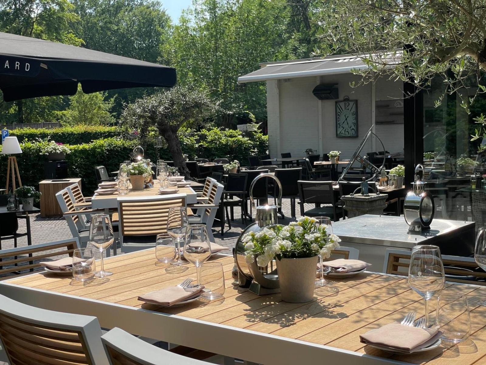 Hotel Restaurant Het Witte Paard Delden Exteriér fotografie